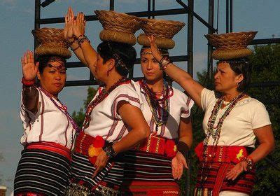 bontoc tribe costume|The Culture of the Bontoc Igorots .